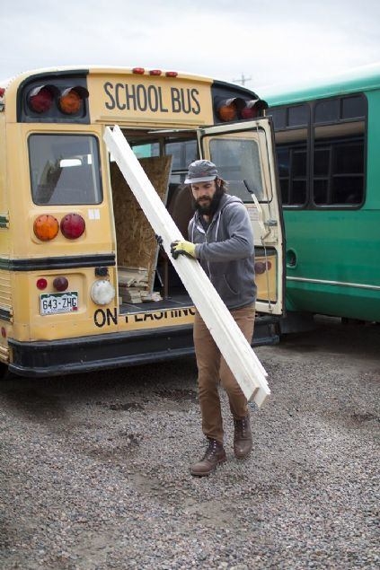 Foto - Yolcu otobüsünü eve dönüştürdü