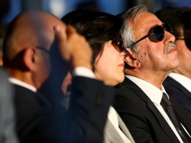 Foto - Yolcuyu uçaktan attılar!