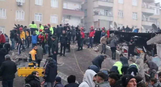 Foto - Yoldaş Apartmanı müteahhidinden korkunç itiraf
