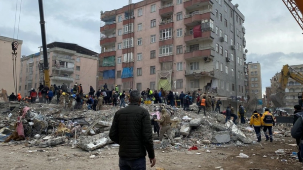 Foto - Yoldaş Apartmanı müteahhidinden korkunç itiraf