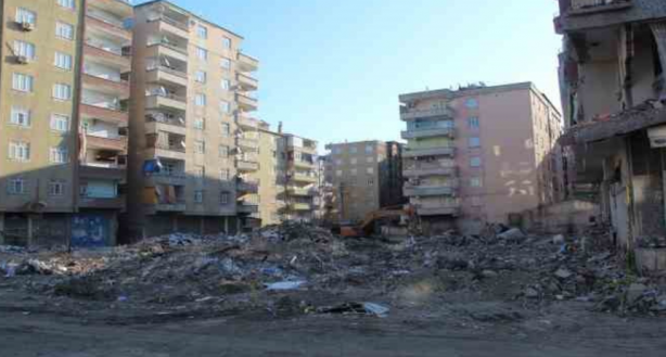 Foto - Yoldaş Apartmanı müteahhidinden korkunç itiraf