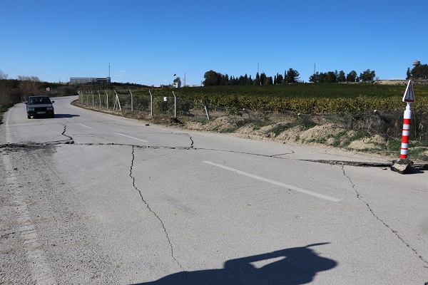 Foto - Yollar bu hale geldi! Bu fotoğraflar Adana'da çekildi