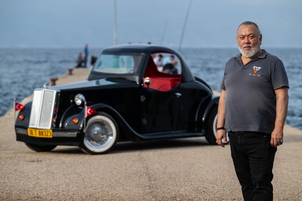 Foto - Yollara çıktı! Togg’dan sonra yerli elektrikli klasik otomobil TYRA karşınızda! 