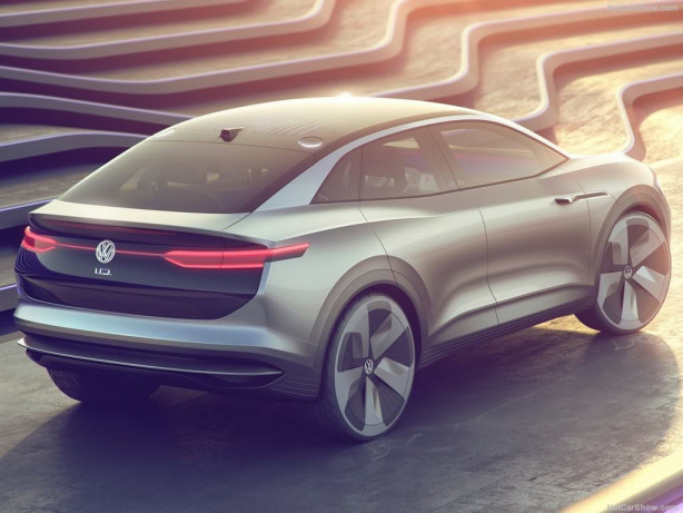 Foto - Yolların yeni yıldızı: 2017 Volkswagen ID Crozz Concept