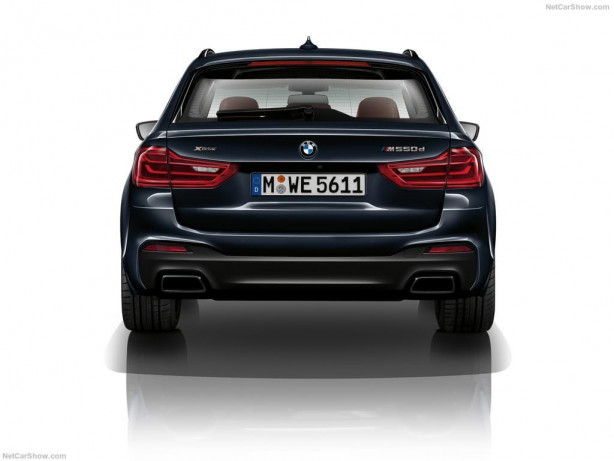 Foto - Yolların yeni yıldızı: 2018 BMW M550d xDrive Touring 