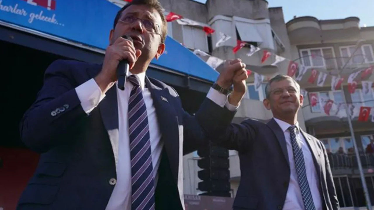 Foto - Yolsuzluğu ve hırsızlığı böyle perdelemeye çalışıyor! Özgür Özel gözaltıyı fırsata çevirdi