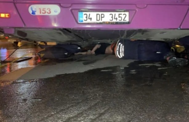 Yolun karşısına geçmek isterken feci şekilde can verdi