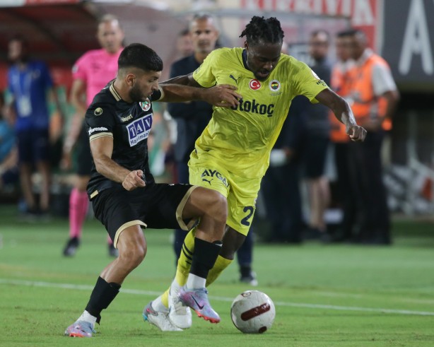 Foto - Yönetim dikkat kesilecek... Fenerbahçe'de yaprak dökümü! 4 ayrılık birden!