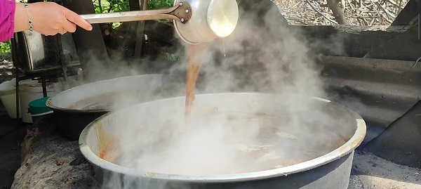 Foto - Yöre halkının tek geçim kaynağı! Kilosu 150 TL'den satılıyor