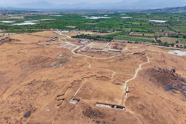 Foto - Yorgan gibi üzeri örtülmüş! Tripolis Antik Kenti’nin hikayesi herkesi şaşırttı