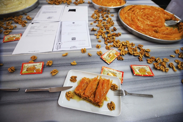 Foto - Yörüklerin 300 yıllık tatlısı bayram sofralarına hazırlanıyor