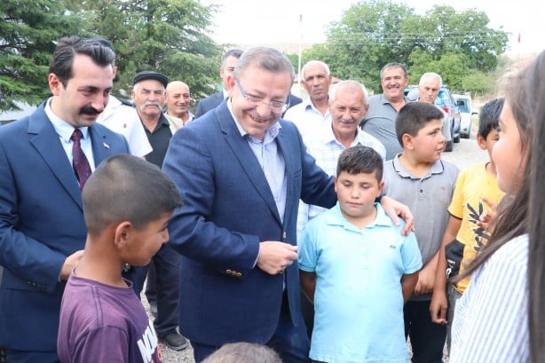Yozgat Valisi Ziya Polat çocukların davetini geri çevirmedi