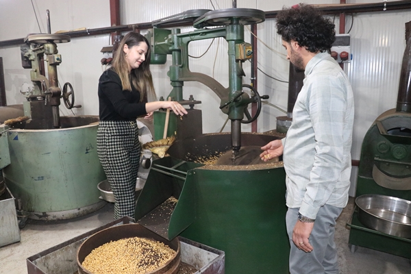 Foto - Yozgat'ta kurdu... Türkiye'nin dört bir tarafına gönderiyor