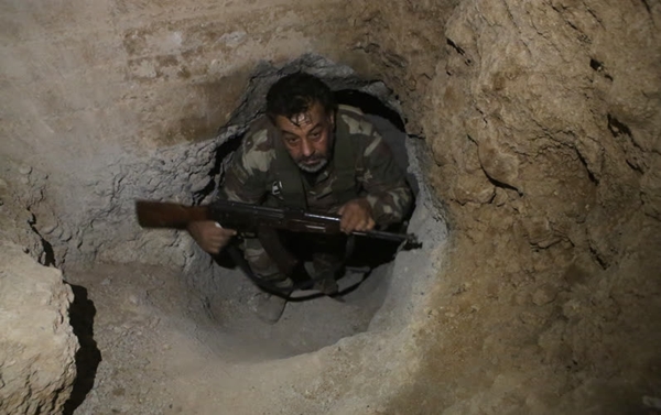 Foto - YPG/PKK'nın 12 kilometrelik tüneldeki konteynır odası ortaya çıktı