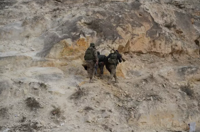 Foto - YPG/PKK’nın inlerine girildi! Münbiç’te mağara ve tünellerde terörist avı