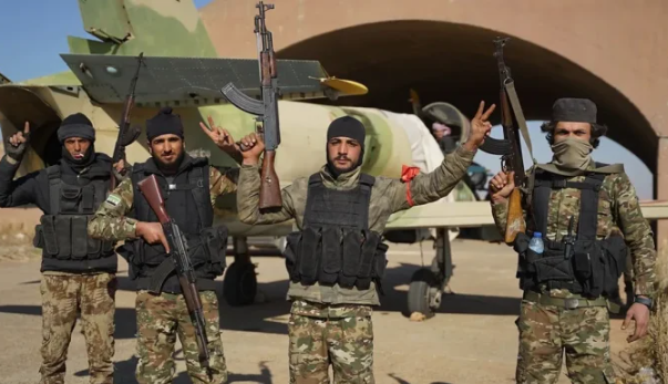 Foto - YPG/PKK’nın inlerine girildi! Münbiç’te mağara ve tünellerde terörist avı