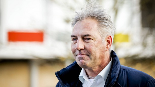 Foto - Yüce Kur'an'ı ayağının altına almıştı! Beyoğlu'ndaki Hollanda Başkonsolosluğu ziyarete kapatıldı