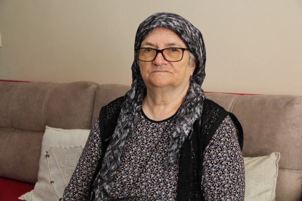 Foto - Yuh artık! Şehit annesine büyük saygısızlık!