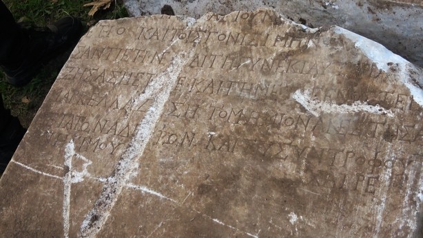 Foto - Yüksekliği tam 2 buçuk metre! Yerin altından çıkınca hemen yetkilileri aradılar