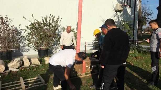 Foto - Yüksekliği tam 2 buçuk metre! Yerin altından çıkınca hemen yetkilileri aradılar