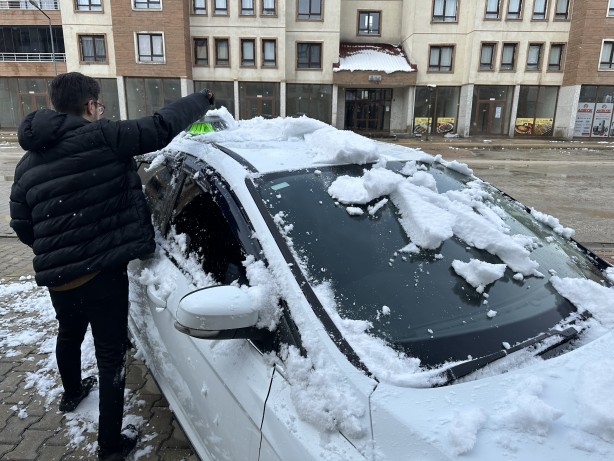 Foto - Yüksekova beyaza büründü