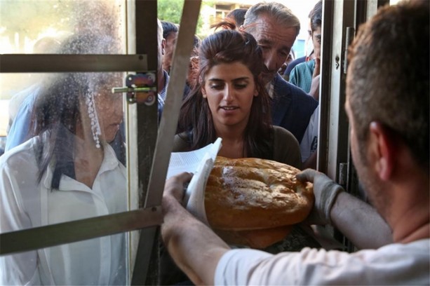 Foto - Yüksekova yaralarını sarmaya başladı