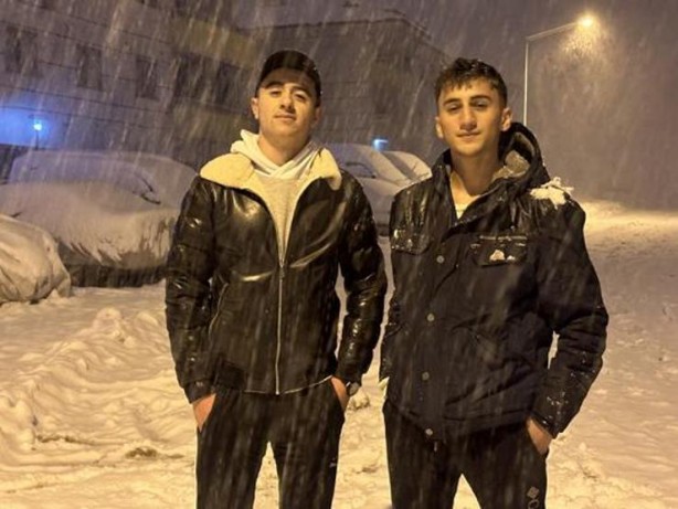 Foto - Yüksekova’da kar kalınlığı 20 santimetreyi buldu