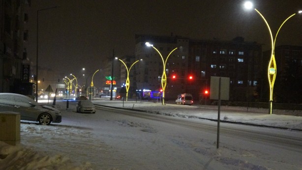 Foto - Yüksekova'da kar yağışı her yeri beyaza bürüdü