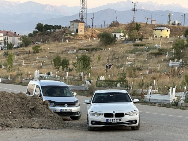 Foto - Yüksekovalıların mezarlık feryadı! 'Bir duvar örün'