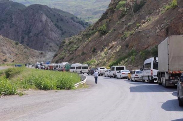 Foto - Yüksekova'ya geri dönüş başladı