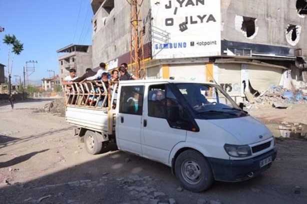 Foto - Yüksekova'ya geri dönüş başladı