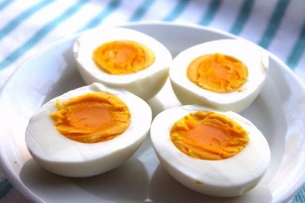 Foto - Yumurtayı böyle yemeyin!