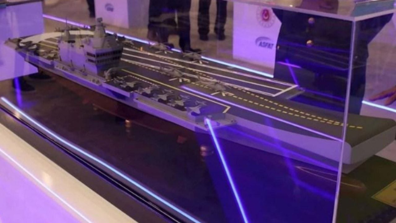 Foto - Yunan basınında uçak gemisi paniği! "Türkler yaptı, sadece bizde yok"