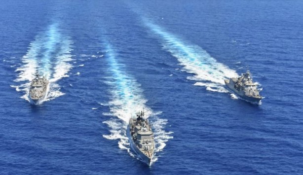 Foto - Yunan donanması perişan halde! Son sayıları paylaştılar