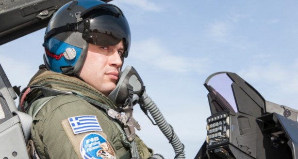 Foto - Yunan pilottan Türkiye için gündemi altüst edecek F-35 itirafı: İşe yaramayabilir, orada savaş başlatalım