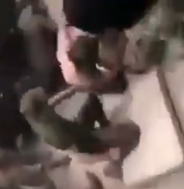 Foto - Yunan ve Rum askerleri birbirlerini yiyor! Akıl almaz işkence görüntüleri