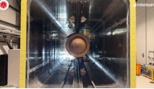 Foto - Yunanistan bu canlı yayını konuşuyor! Türkiye'nin yeni balistik füzesini duyurup menzilini açıkladı