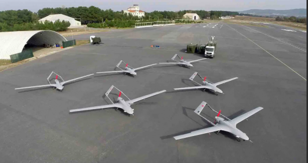 Foto - Bu itiraf hiç hesapta olmayan bir ülkeden geldi: Bayraktar TB2'ler kapışılıyor, Türkler İHA’larla para basıyor