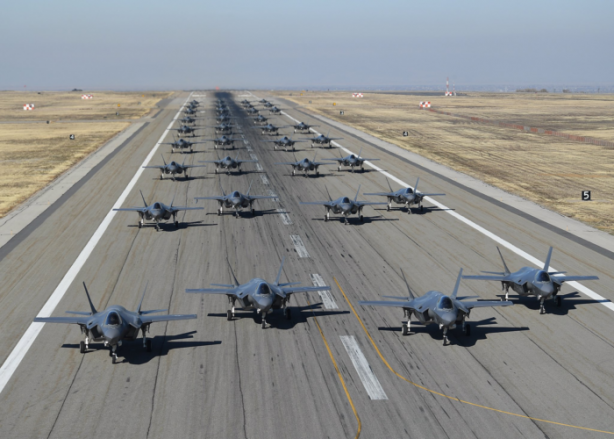 Foto - Yunanistan bu haberle çalkalanıyor: F-35'leri Türkiye ile savaşmak için değil, bunun için aldık