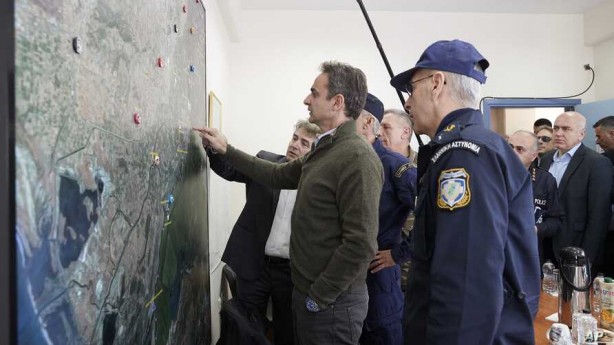 Foto - Yunanistan bu haberle çalkalanıyor: Türkiye toprağımızı işgal etti, Miçotakis tırstı