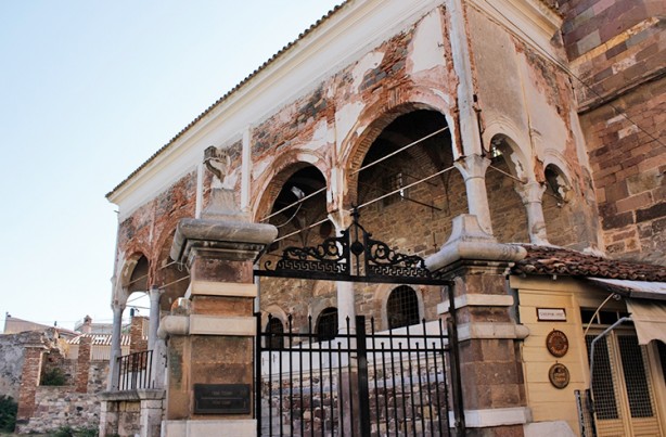 Foto - Yunanistan, camilerin restorasyonuyla ilgili anlaşmalara uymuyor: Türkiye 80 tane kiliseyi restore etti... Yunan ‘Ayasofya kini’ güttü