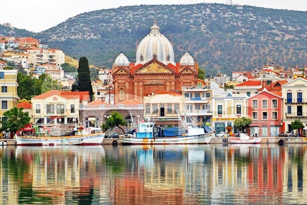 Foto - Yunanistan, camilerin restorasyonuyla ilgili anlaşmalara uymuyor: Türkiye 80 tane kiliseyi restore etti... Yunan ‘Ayasofya kini’ güttü