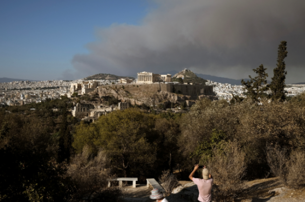 Foto - Yunanistan cehennemi yaşıyor! 9 köy ve İki hastane tahliye edildi… Yangın Atina’ya yaklaştı