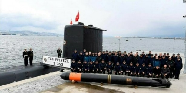 Foto - Yunanistan çok ama çok tedirgin! Böyle duyurdular: Türk roketi gemiyi ortadan ikiye ayırdı