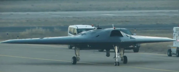 Foto - Yunanistan çok ama çok tedirgin! Böyle duyurdular: Türk roketi gemiyi ortadan ikiye ayırdı