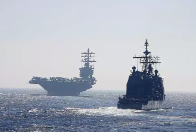 Foto - Yunanistan donanması acınacak halde: Yıldızları İHA sandılar