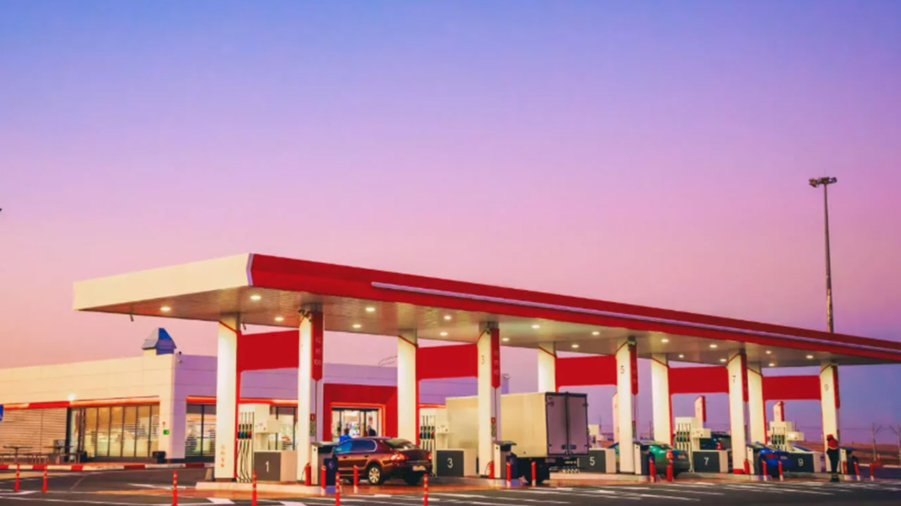 Yunanistan halkı ucuz akaryakıt için oraya geliyor! Yüzde 30 daha ucuz