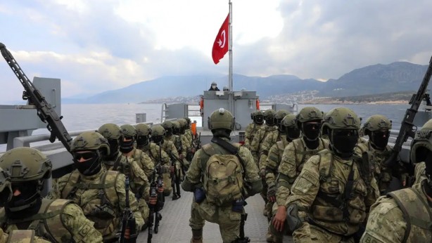 Foto - Yunanistan işte bunu beklemiyordu! 'Çok büyük hata yapıyoruz' diyerek Türkiye konusunda uyardılar