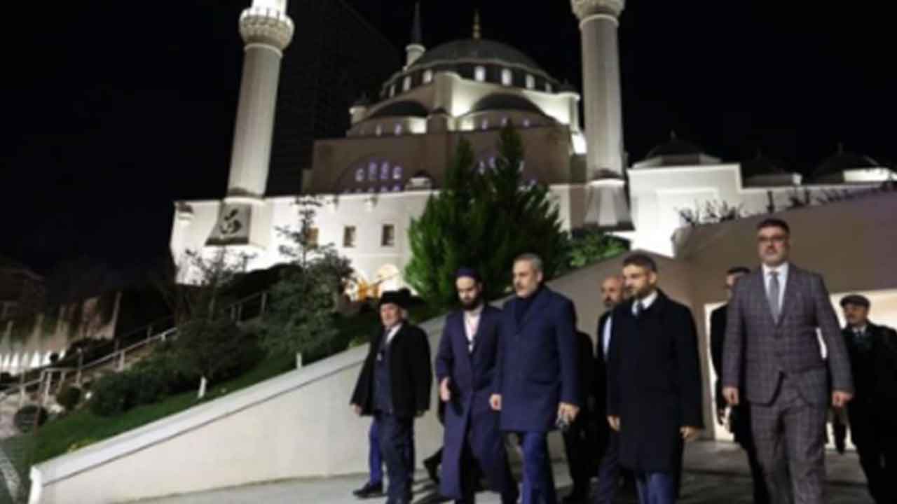 Foto - Yunanistan panikte! "Bir ülke Erdoğan'ı bekliyor! Bölgenin en büyük camisini açacak" diyerek duyurdular