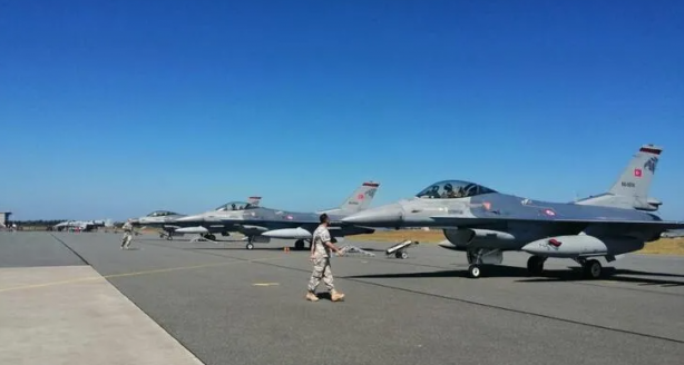 Foto - Yunanistan şokta! Böyle duyurdular: Türkiye'yi davet ettiler, bizi unuttular
